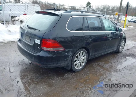 2011 Volkswagen Jetta Sportwagen 2.0L Tdi from USA, damaged, VIN 3VWML7AJ6BM676040